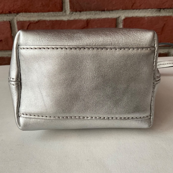 NEW Longchamp Roseau XS Crossbody Silver Leather Bucket Bag NWT - Picture 15 of 16